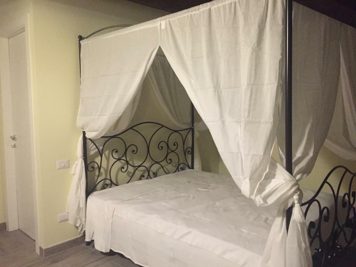 Pensjonat Casa Francesconi Pietra Rossa Zewnętrze zdjęcie