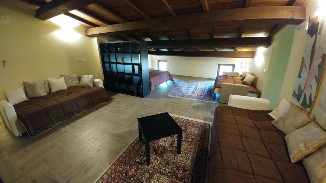 Pensjonat Casa Francesconi Pietra Rossa Zewnętrze zdjęcie