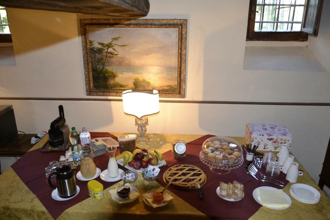 Pensjonat Casa Francesconi Pietra Rossa Zewnętrze zdjęcie